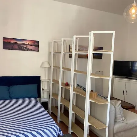 Apartment Yacht Blue Livorno